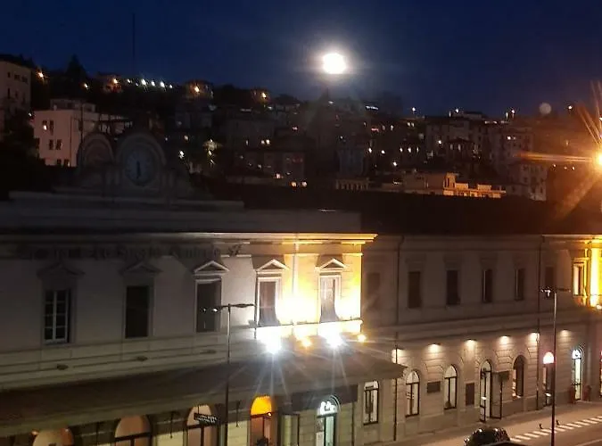 公寓 天空公寓 *